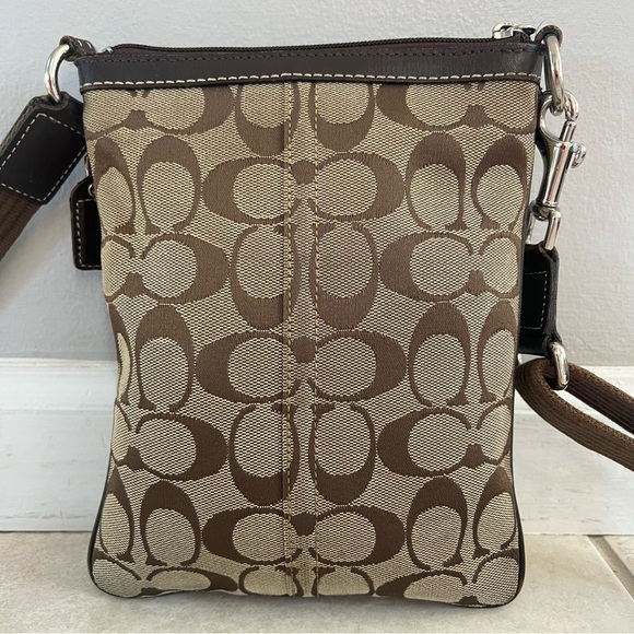 Coach Signature Stripe Swingpack Khaki Brown Leather Crossbody #F06016 - Picture 4 of 16